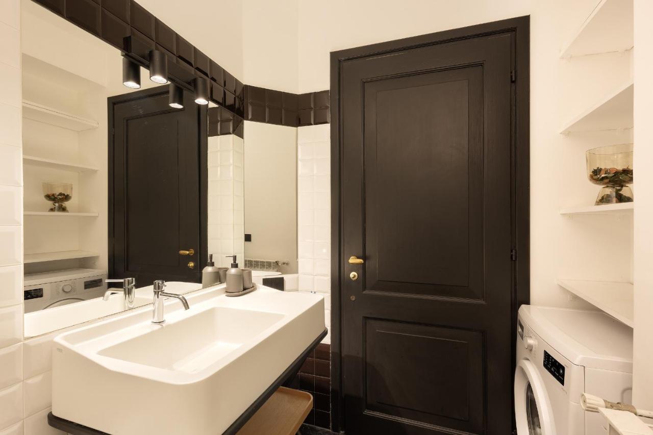 Hl Luxury Duomo Apartment - Via Torino, Montenapoleone มิลาน ภายนอก รูปภาพ