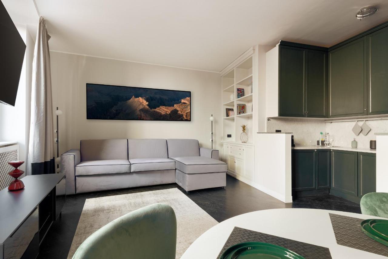 Hl Luxury Duomo Apartment - Via Torino, Montenapoleone มิลาน ภายนอก รูปภาพ