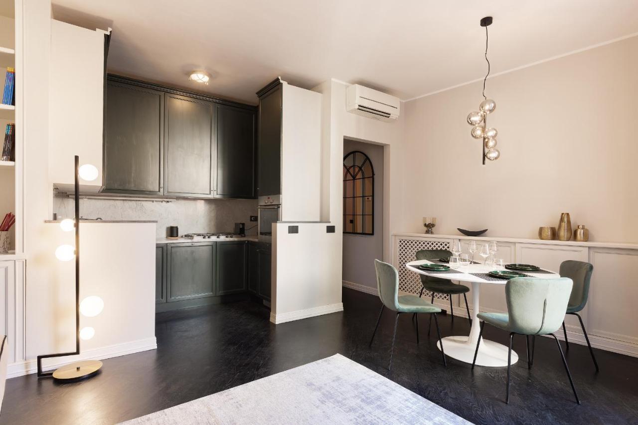 Hl Luxury Duomo Apartment - Via Torino, Montenapoleone มิลาน ภายนอก รูปภาพ