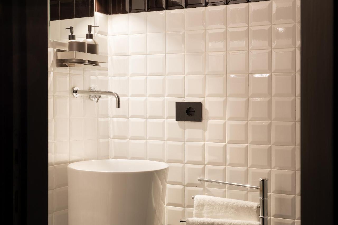 Hl Luxury Duomo Apartment - Via Torino, Montenapoleone มิลาน ภายนอก รูปภาพ
